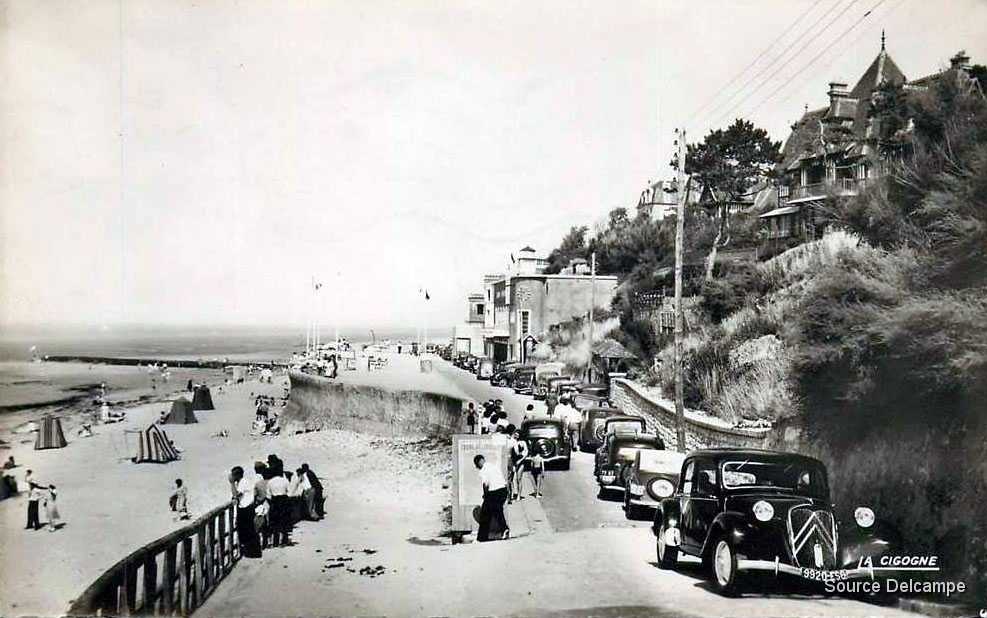 14 Villerville La descente de la mer.jpg